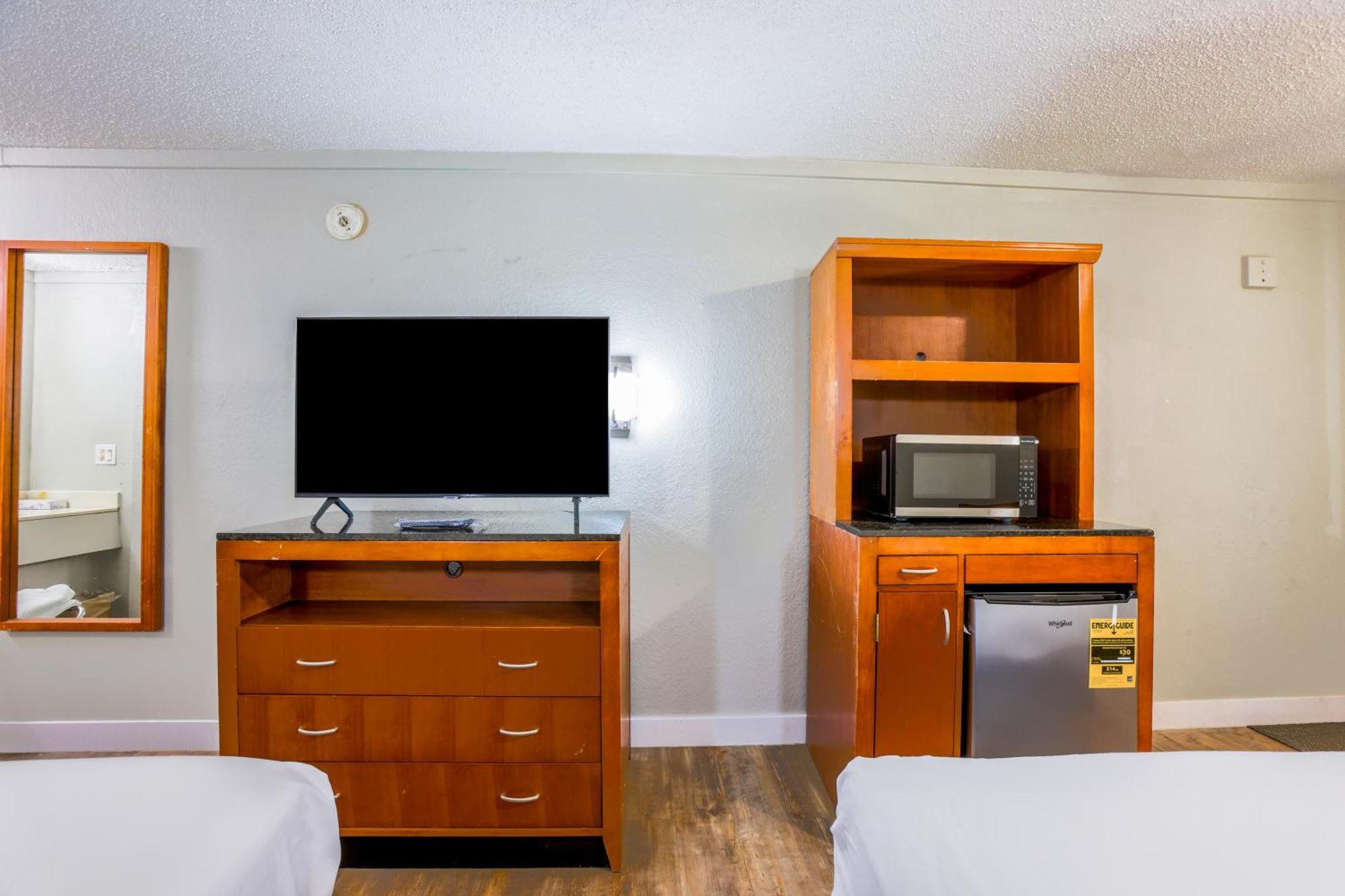 Cozy Garden Inn By Oyo Hwy 40 Richmond Luaran gambar