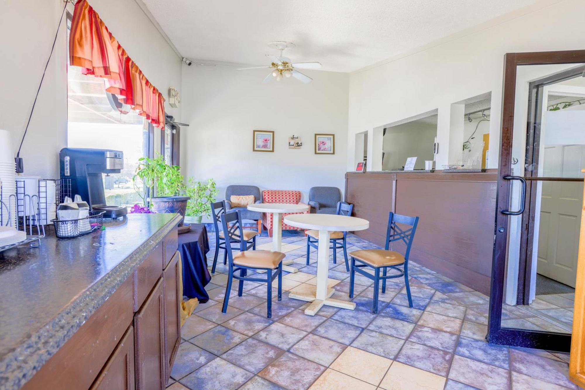Cozy Garden Inn By Oyo Hwy 40 Richmond Luaran gambar