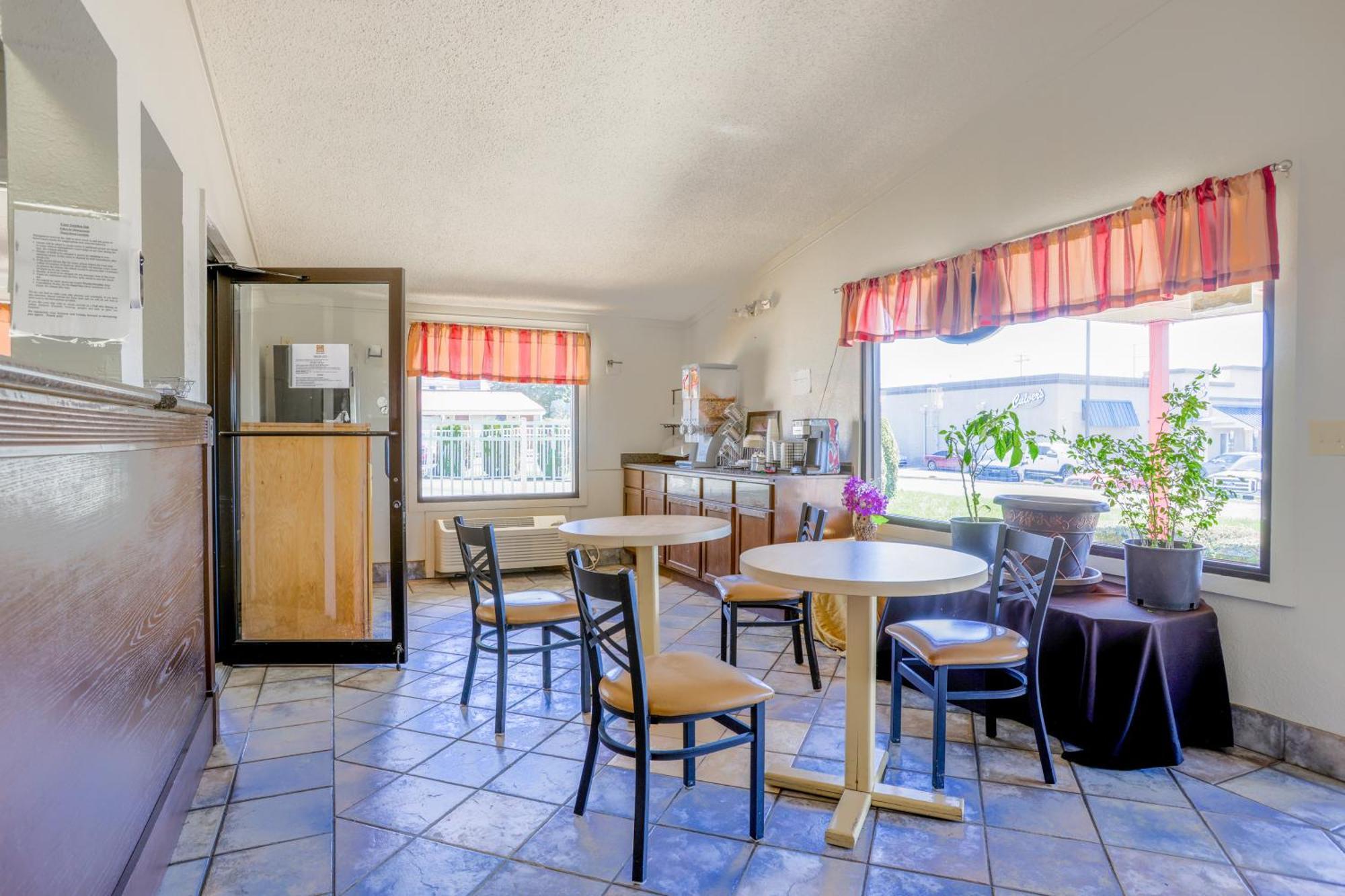 Cozy Garden Inn By Oyo Hwy 40 Richmond Luaran gambar